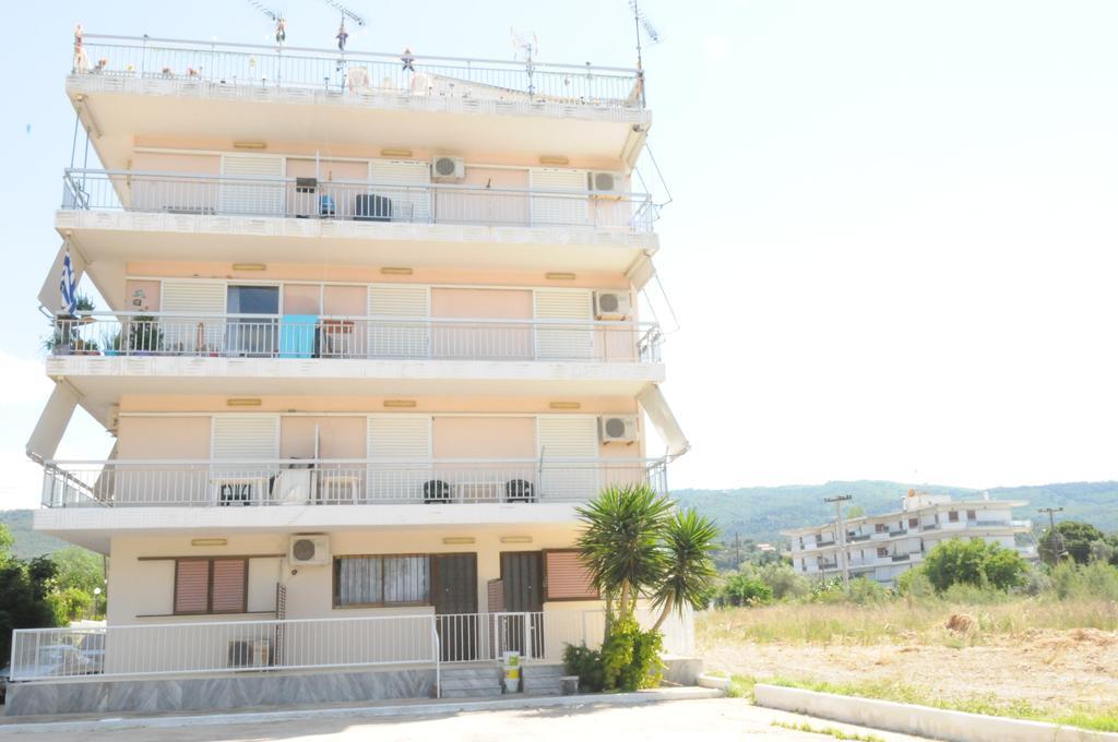 Kinetta Apartments Áyioi Apóstoloi エクステリア 写真