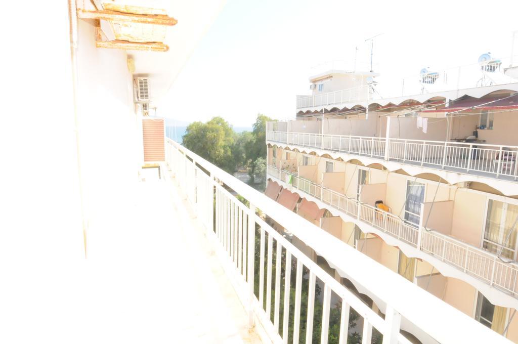 Kinetta Apartments Áyioi Apóstoloi エクステリア 写真