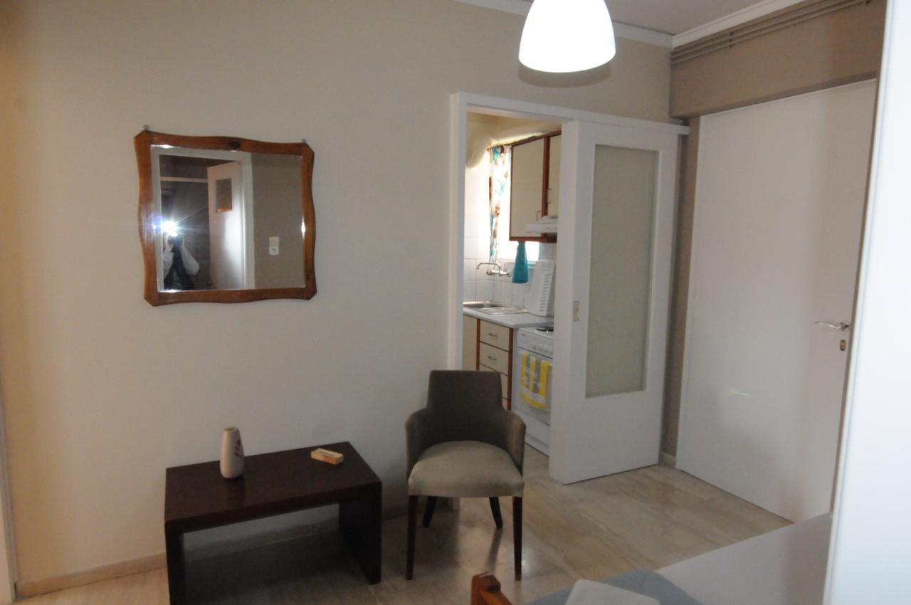 Kinetta Apartments Áyioi Apóstoloi エクステリア 写真